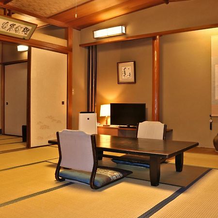 丰冈市 茑屋传统日式旅馆酒店 外观 照片