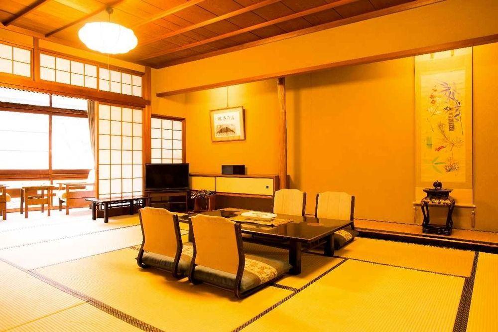 丰冈市 茑屋传统日式旅馆酒店 外观 照片